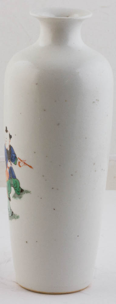 Late 19th C. Famille Verte porcelain vase with Chinese figures, 9 1/2", Qing Dynasty. - Image 3 of 8