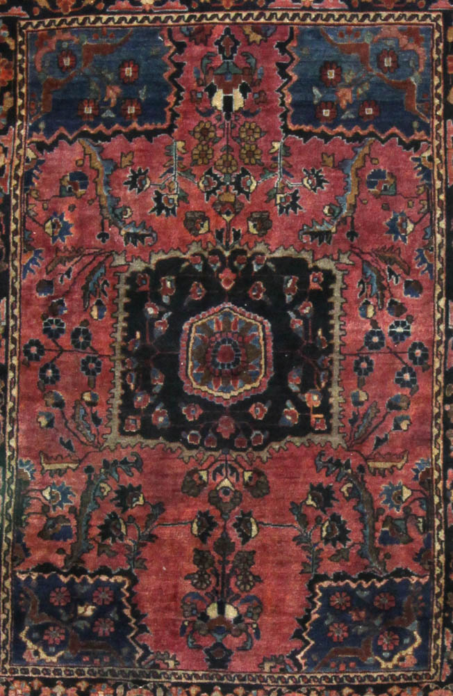 Antique Persian Sarouk rug, 3' 5" x 4' 10". Provenance: Wakefield, Massachusetts estate. - Image 2 of 5