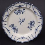 Pearl ware blue and white wavy edge plate (unmarked), 19cms diam