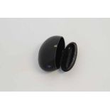 19th century paper m ch oval formed snuff box with hinged lid, 7cms wide