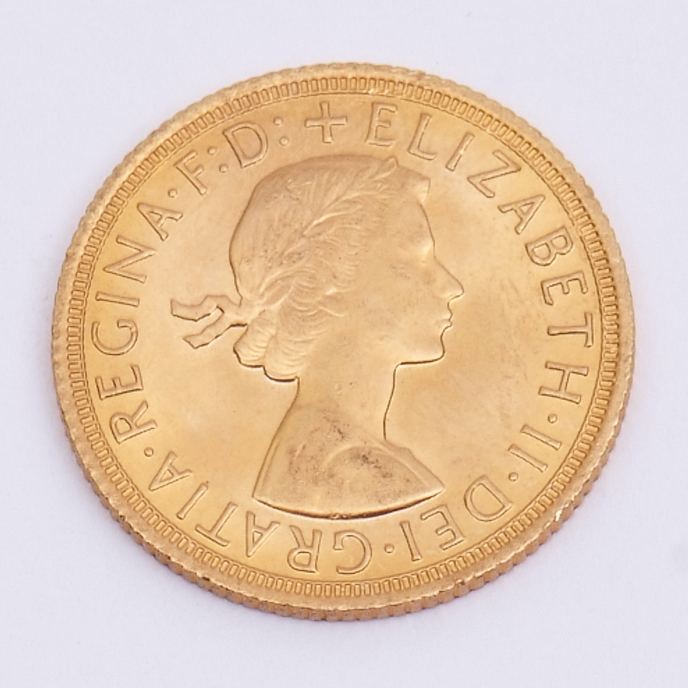 Elizabeth II gold sovereign dated 1968