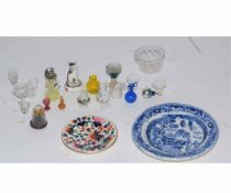 Bag containing mixed miniature glass wares to include jugs, bowl, vases etc together with a