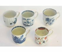 18th century English porcelain coffee cups, decorated in underglaze blue, including Worcester