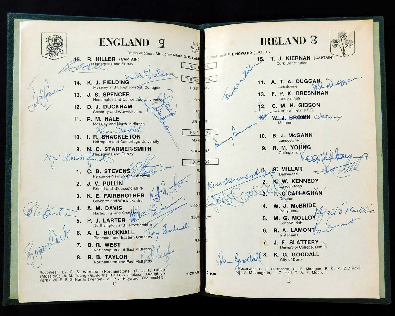 England v Ireland Rugby programme Twickenham 14th February 1970 signed by England players Keith