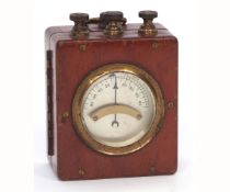 Early 20th century mahogany and brass mounted galvanometer, No 3057, the hinged rectangular case