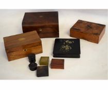 Mixed Lot: four boxes to include a paper mache box with daisy painted top, a further walnut box with