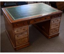 Victorian mahogany twin pedestal partner's desk with green leather and tooled insert, fitted with