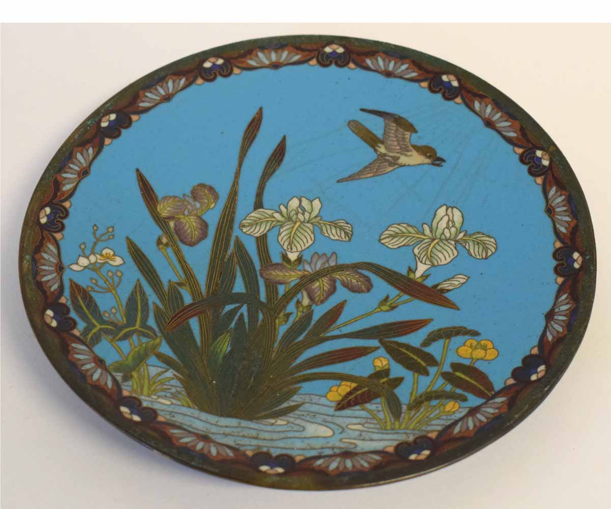Two cloisonne dishes, the largest 30cms - Image 3 of 3