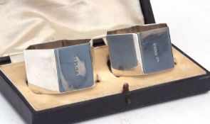 Two George VI hexagonal plain and polished napkin rings, combined wt approx 69gms, Sheffield 1942,