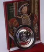 Elizabeth II cased commemorative platter depicting Henry VIII to the centre, diam 13cms, wt approx
