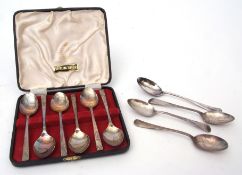 Mixed Lot: cased set of six Viners hallmarked silver tea spoons together with four further tea