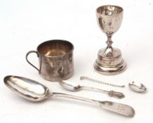 Mixed Lot: single Fiddle pattern table spoon, two various golfing tea spoons (one a/f), together