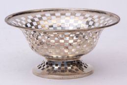 George VI table basket of circular form with beaded rim and chequerboard pierced gallery and