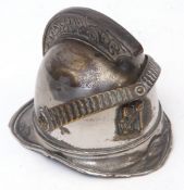 Late 19th/early 20th century novelty table vesta case, modelled in the form of a fireman's helmet