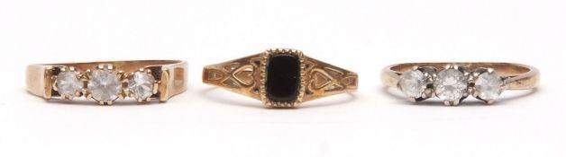 Mixed Lot: 9ct gold black panelled onyx ring having pierced shoulders, plain polished mount together