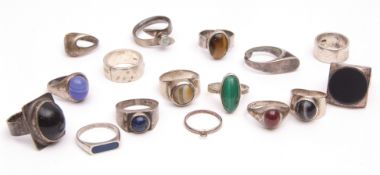 Mixed Lot: 15 white metal modern rings, some stone set, gross weight 83.5gms