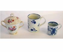 Small Worcester tankard with the Gillyflower pattern, 8 1/2 cms high, together with a Worcester