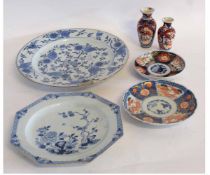 Collection of Chinese and Japanese ceramics comprising a large late 18th/early 19th century