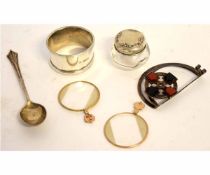 Mixed Lot: mixed silver wares to include napkin ring, silver lidded jar, tea spoon and a Scottish