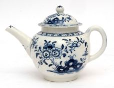 Good Lowestoft tea pot and cover of bachelor size, circa 1775, decorated in underglaze blue with a
