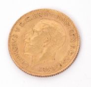 UK: George V 1914 half sovereign