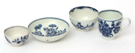 Group of Lowestoft blue and white wares comprising a tea bowl and saucer of small size, decorated