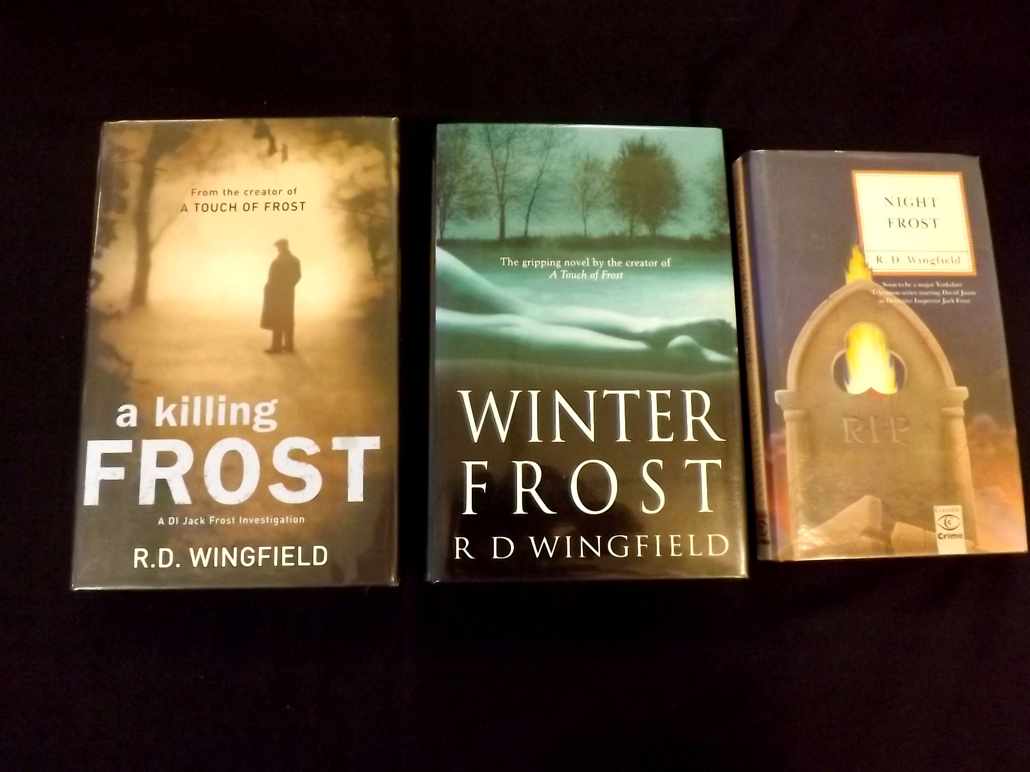R D WINGFIELD, 3 "DETECTIVE INSPECTOR JACK FROST" 1st editions: NIGHT FROST, London, 1992, 1st
