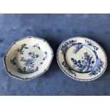 Blue and white octagonal shaped dish, 22cm dia & a blue and white Chinese decorated plate, 23cm dia