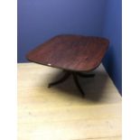 C19th mahogany breakfast table on ring turned support and reeded splayed legs