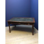 Victorian oak library table with single drawer on turned legs, 77Hx154Wcm