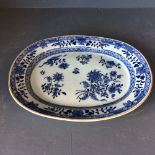 Early oval blue & white plate, 30x24cm