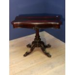 Victorian rosewood card table with Serpentine top on carved & fluted support, 95cmW