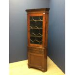 C19th mahogany freestanding corner cupboard with glazed door, over door & drawers, 87cmH