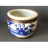 Late C19th Chinese blue & white crackle glaze jardinière