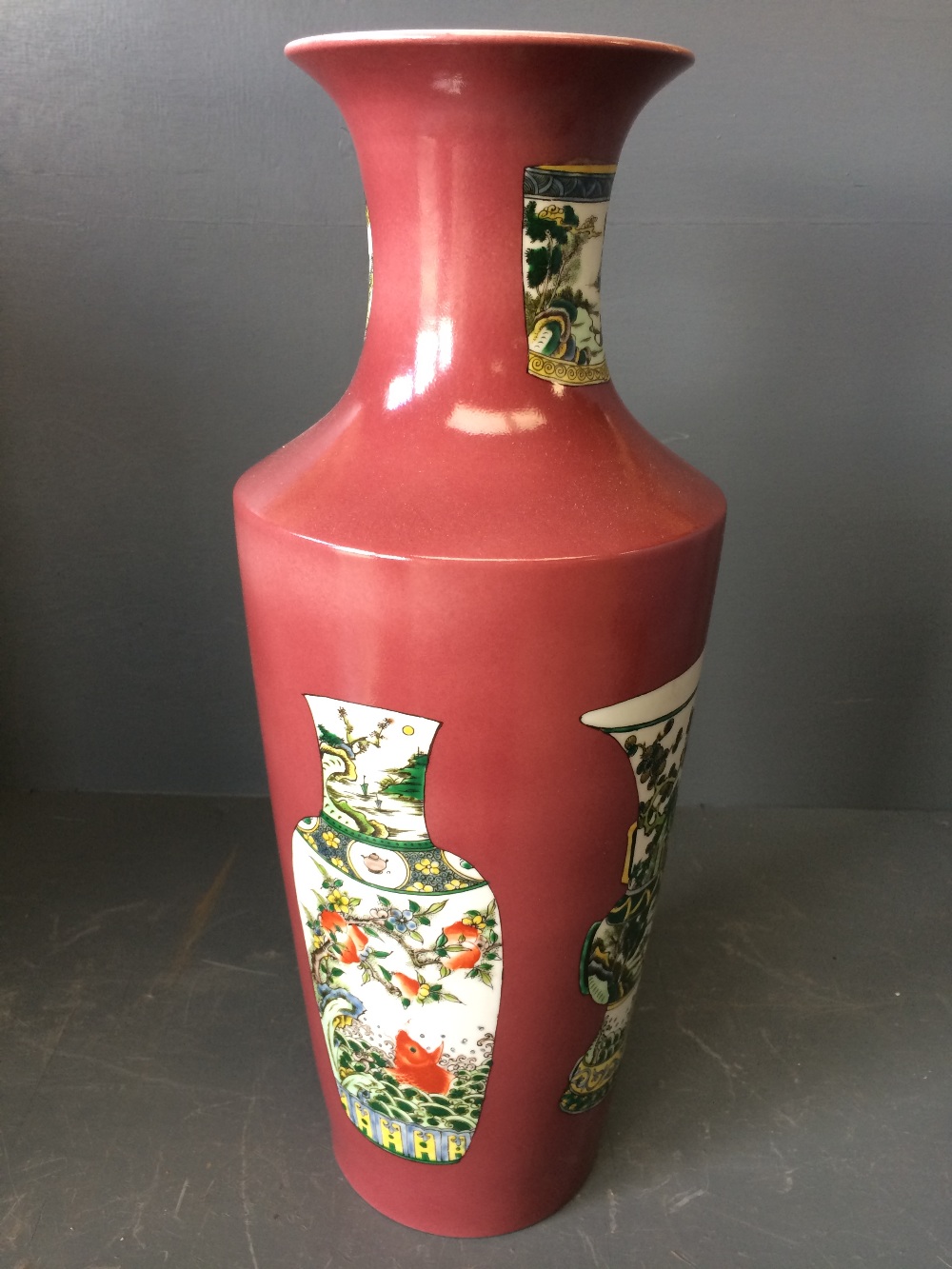 Chinese pink ground vase decorated with 4 polychrome enamelled panels, 6 character marks to base