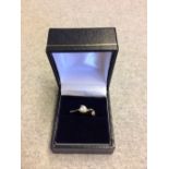 18 carat white gold single stone diamond ring