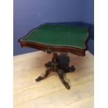 Victorian rosewood card table with Serpentine top on carved & fluted support, 95cmW