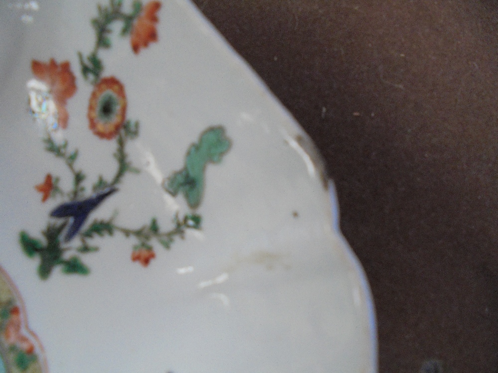 Chinese Doucai decorated dish with floral sprigs & sprays, 21.5cm dia - Image 5 of 6