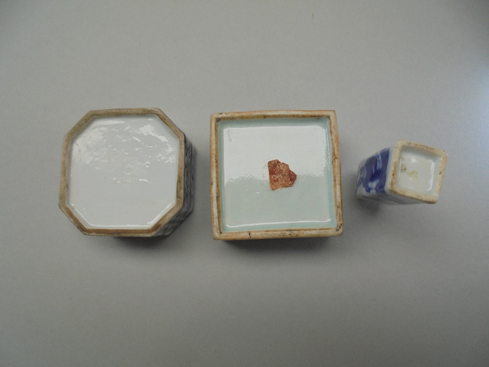 2 Chinese ink boxes & covers, Qing dynasty, 6.2cmL max; together with a blue & white figural snuff - Image 4 of 4