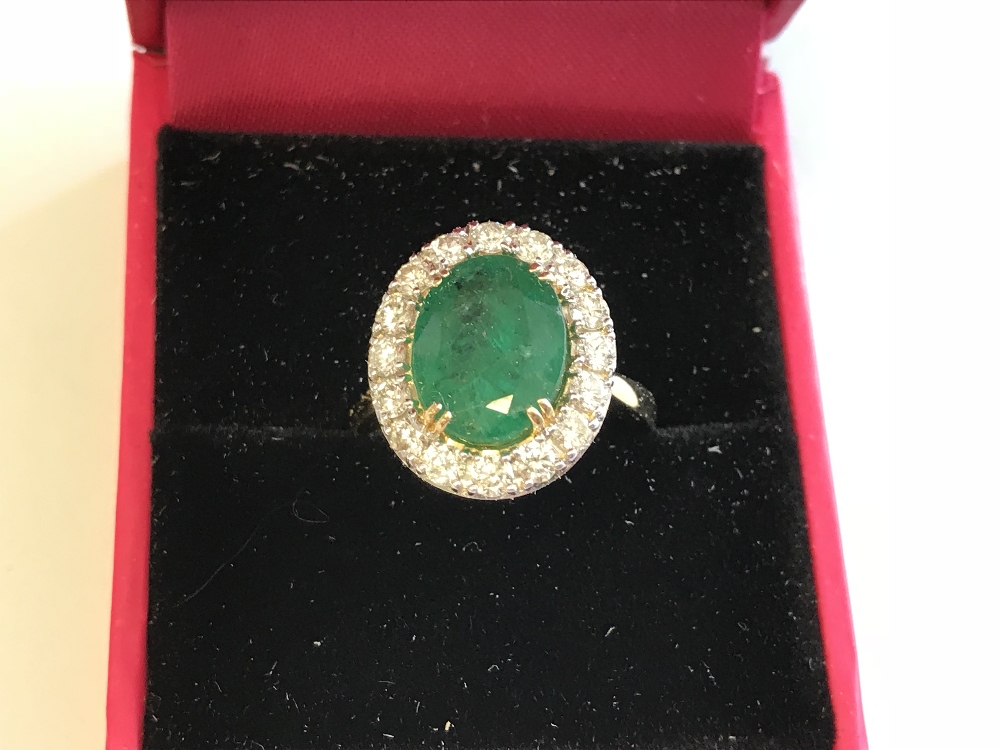 18 carat yellow gold impressive emerald & diamond ring of 4 carats