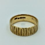 9ct Gold bark effect wedding band 4.6g size R