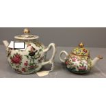 2 Chinese teapots