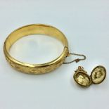 9ct gold bangle, 9ct rose gold back & front pendant 21.5g