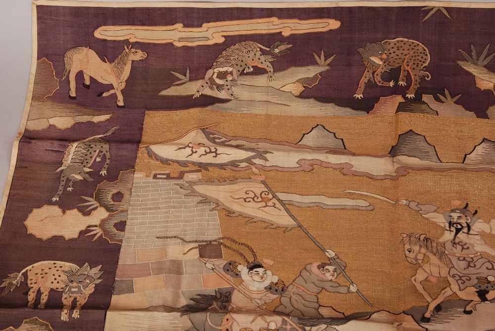 C19th Chinese silk Kesi panel, embroidered with warriors in a battle surrounded by a band of - Image 3 of 6