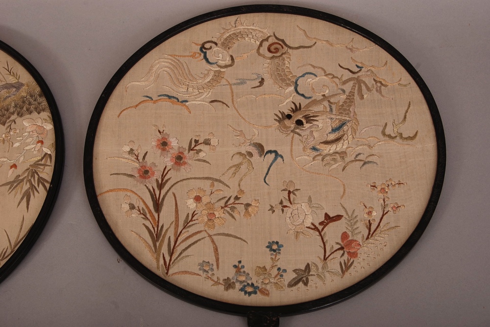 Two C19th Chinese silk circular fans, each mounted in a lacquered-wood frame with handle, one - Image 3 of 6