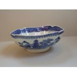 Chinese blue & white square bowl with lobed corners, decorated with Pagodas in a landscape 25x25cm (