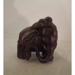 Hardwood elephant 11 cm