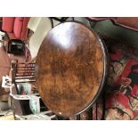Victorian oval walnut Loo table on pedestal base 111Wx72Hx145L cm