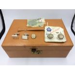 Jewellery box with buttons & cufflinks & coin