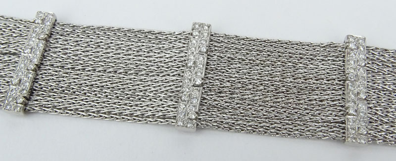 Vintage Approx. 2.75 Carat Round Brilliant Cut Diamond and 18 Karat White Gold Mesh Link Bracelet. - Image 4 of 4